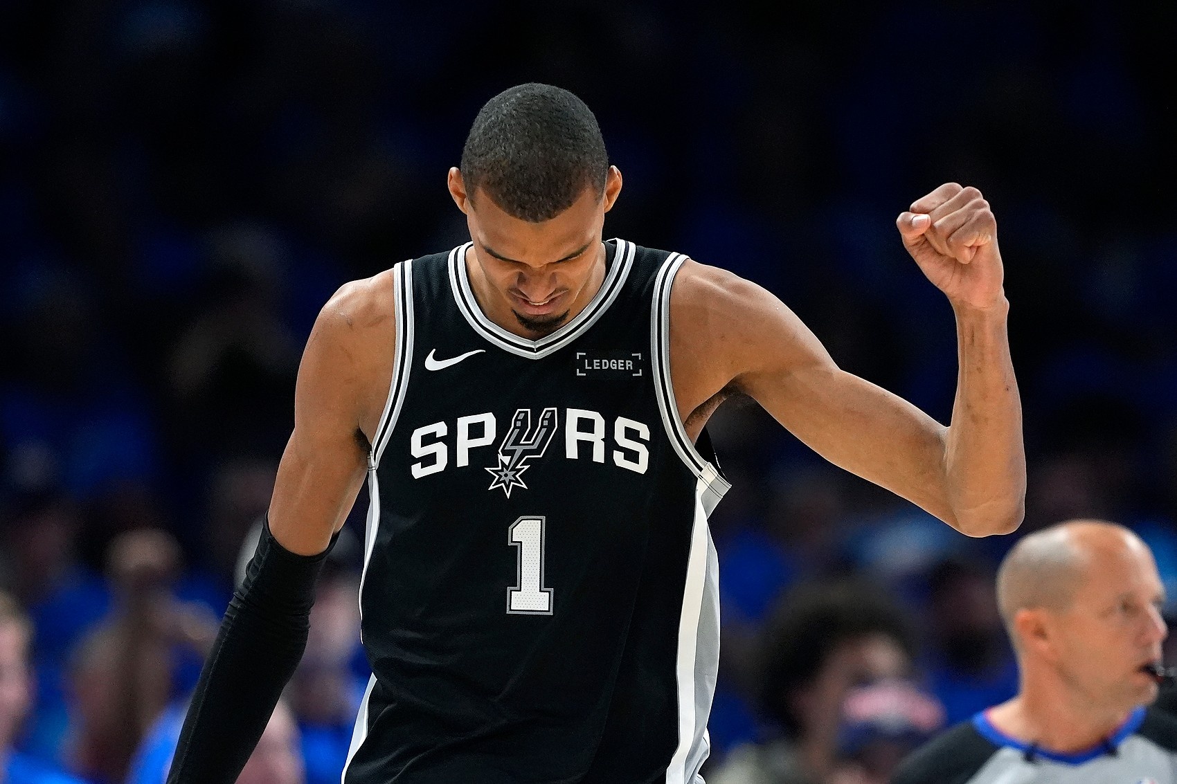 167棋牌网页版-奥登:一旦文班亚马再增加一点肌肉 NBA就大结局了